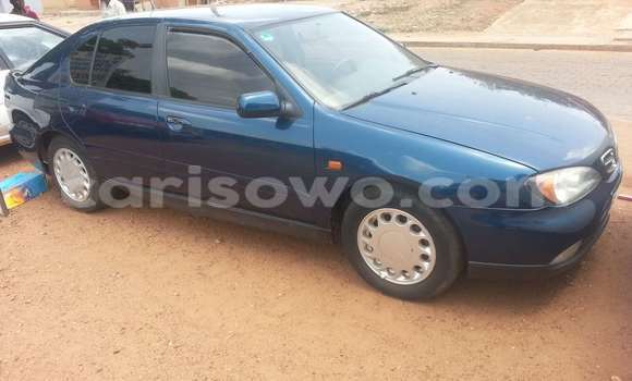 Sayi Na hannu Nissan Primera Blue Mota in Parakou a Benin Sayi Na hannu Nissan Primera Blue Mota in Parakou a Benin
