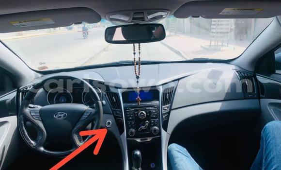 Acheter Occasion Voiture Hyundai Sonata Gris à Cotonou, Benin Acheter Occasion Voiture Hyundai Sonata Gris à Cotonou, Benin