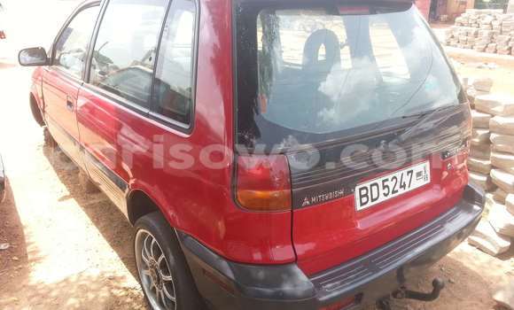 Acheter Occasion Voiture Mitsubishi SpaceRunner Rouge à Parakou, Benin Acheter Occasion Voiture Mitsubishi SpaceRunner Rouge à Parakou, Benin
