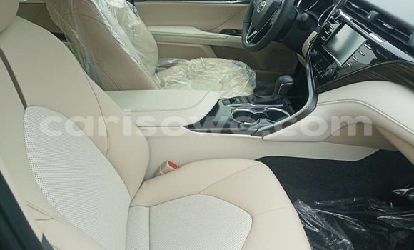Acheter Neuf Voiture Toyota Camry Noir à Cotonou, Benin Acheter Neuf Voiture Toyota Camry Noir à Cotonou, Benin