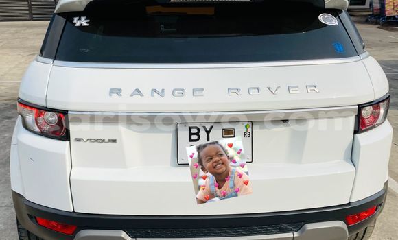 Buy Used Land Rover Range Rover Evoque White Car in Cotonou in Benign