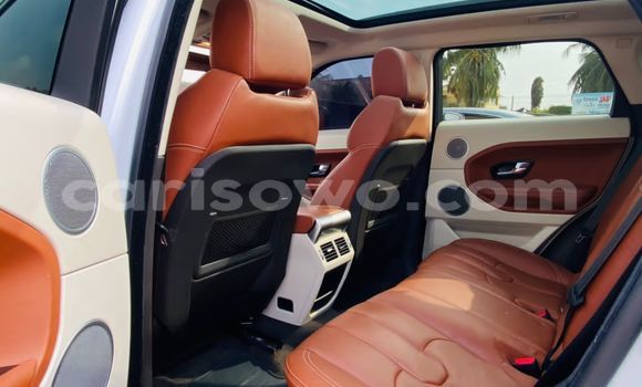 Ra Àlòkù Land Rover Range Rover Evoque funfun Ọkọ̀ in Cotonou ni Benin Ra Àlòkù Land Rover Range Rover Evoque funfun Ọkọ̀ in Cotonou ni Benin