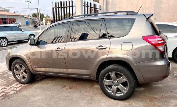 Sayi Na hannu Toyota RAV4 Sauran Mota in Cotonou a Benin Sayi Na hannu Toyota RAV4 Sauran Mota in Cotonou a Benin