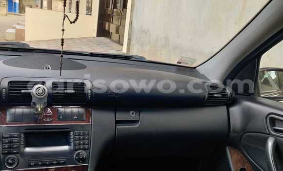 Acheter Occasion Voiture Mercedes-Benz C–Class Noir à Abomey Calavi, Benin Acheter Occasion Voiture Mercedes-Benz C–Class Noir à Abomey Calavi, Benin