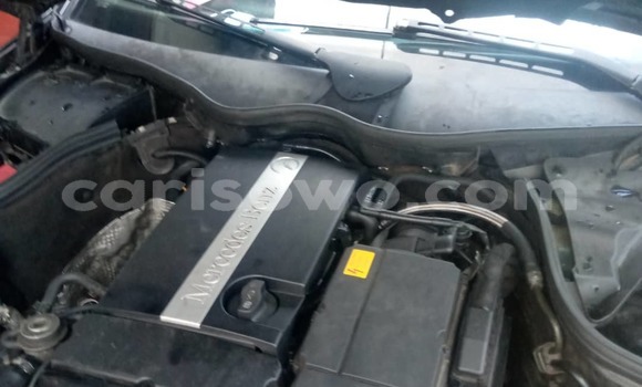 Acheter Occasion Voiture Mercedes-Benz C–Class Noir à Abomey Calavi, Benin Acheter Occasion Voiture Mercedes-Benz C–Class Noir à Abomey Calavi, Benin