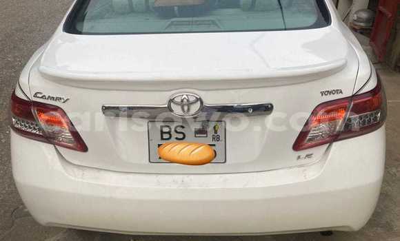 Buy Used Toyota Camry White Car in Abomey Calavi in Benign Buy Used Toyota Camry White Car in Abomey Calavi in Benign