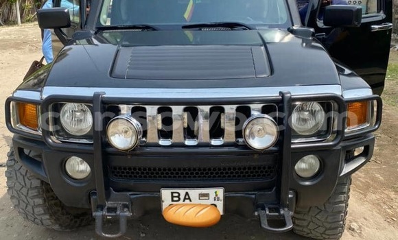 Ra Àlòkù Hummer H3 Black Ọkọ̀ in Abomey Calavi ni Benin