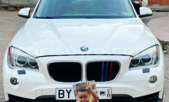 Acheter Occasion Voiture BMW X1 Blanc à Cotonou, Benin