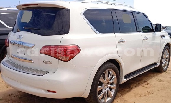 Sayi Imported Infiniti QX56 White Mota in Cotonou a Benin