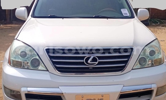 Acheter Import Voiture Lexus GX Blanc à Cotonou, Benin