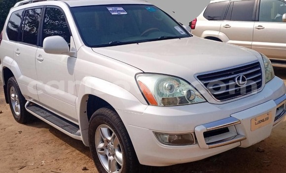 Ra Imported Lexus GX funfun Ọkọ̀ in Cotonou ni Benin Ra Imported Lexus GX funfun Ọkọ̀ in Cotonou ni Benin