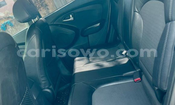 Buy Used Hyundai Tucson Silver Car in Cotonou in Benign Buy Used Hyundai Tucson Silver Car in Cotonou in Benign