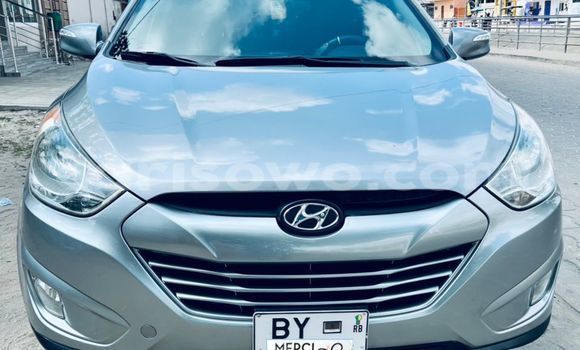Buy Used Hyundai Tucson Silver Car in Cotonou in Benign Buy Used Hyundai Tucson Silver Car in Cotonou in Benign