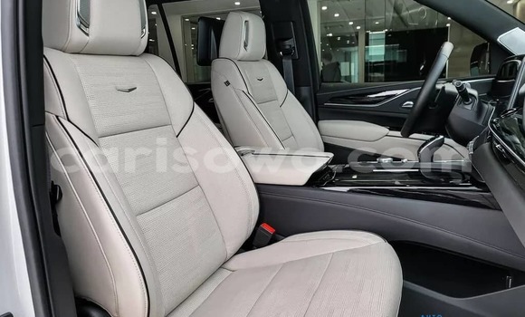 Acheter Neuf Voiture Cadillac Escalade Blanc à Cotonou, Benin Acheter Neuf Voiture Cadillac Escalade Blanc à Cotonou, Benin