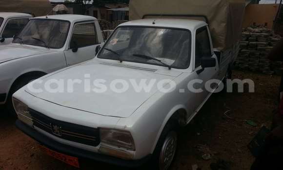 Acheter Occasion Voiture Peugeot 605 Blanc à Savalou au Benin Acheter Occasion Voiture Peugeot 605 Blanc à Savalou au Benin