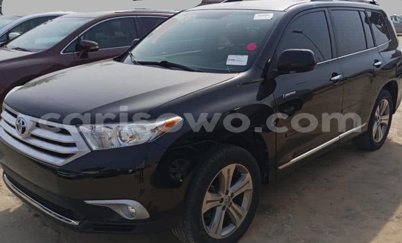 Sayi Imported Toyota Highlander Black Mota in Cotonou a Benin Sayi Imported Toyota Highlander Black Mota in Cotonou a Benin