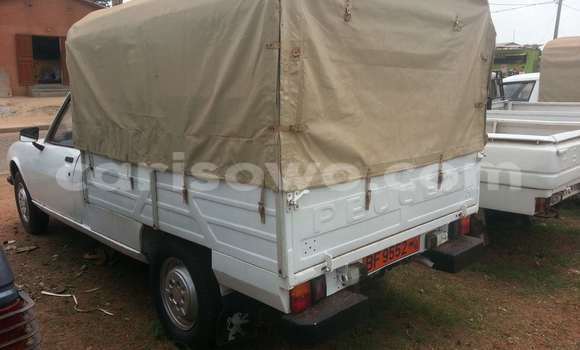 Buy Used Peugeot 605 White Car in Savalou in Benign Buy Used Peugeot 605 White Car in Savalou in Benign