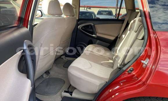 Acheter Import Voiture Toyota RAV4 Rouge à Cotonou, Benin Acheter Import Voiture Toyota RAV4 Rouge à Cotonou, Benin