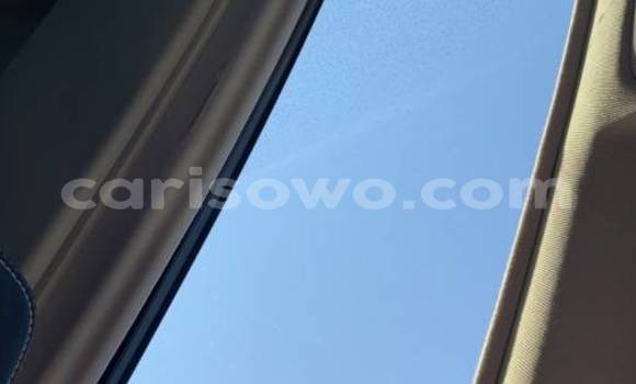 Acheter Import Voiture Toyota RAV4 Marron à Cotonou, Benin Acheter Import Voiture Toyota RAV4 Marron à Cotonou, Benin