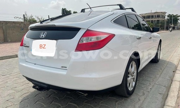 Sayi Na hannu Honda Crosstour White Mota in Cotonou a Benin Sayi Na hannu Honda Crosstour White Mota in Cotonou a Benin