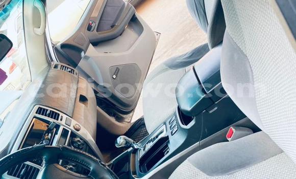 Sayi Na hannu Toyota Highlander Azurfa Mota in Cotonou a Benin Sayi Na hannu Toyota Highlander Azurfa Mota in Cotonou a Benin