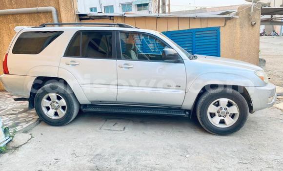 Sayi Na hannu Toyota Highlander Azurfa Mota in Cotonou a Benin Sayi Na hannu Toyota Highlander Azurfa Mota in Cotonou a Benin
