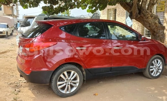 Acheter Occasion Voiture Hyundai Tucson Rouge à Cotonou, Benin