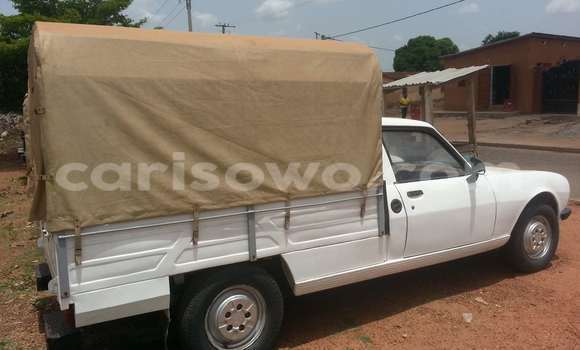 Acheter Occasion Voiture Peugeot 605 Blanc à Parakou, Benin Acheter Occasion Voiture Peugeot 605 Blanc à Parakou, Benin