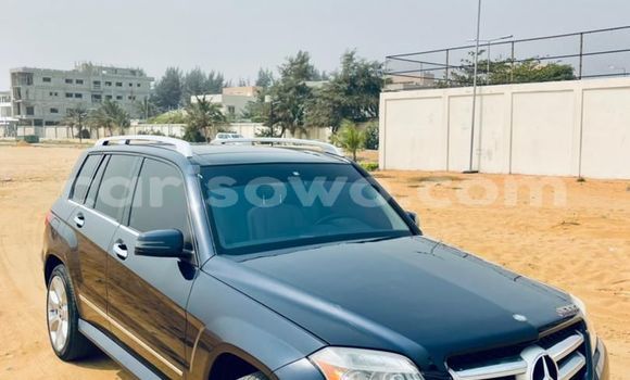 Buy Used Mercedes-Benz GLK–Class Black Car in Cotonou in Benign