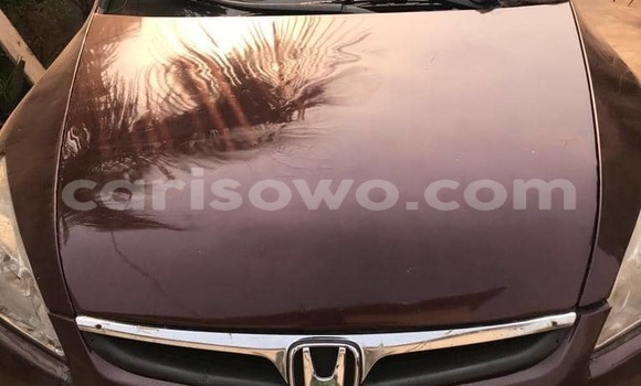 Sayi Na hannu Honda Accord Red Mota in Abomey Calavi a Benin
