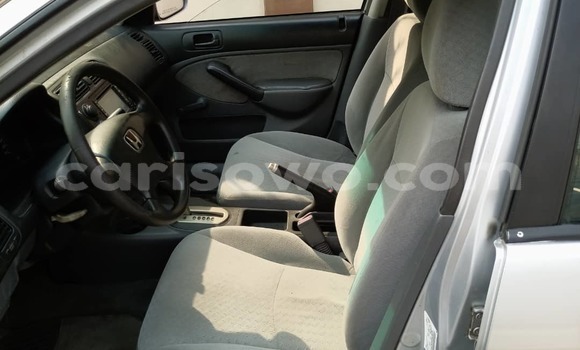 Ra Àlòkù Honda Civic Silver Ọkọ̀ in Cotonou ni Benin Ra Àlòkù Honda Civic Silver Ọkọ̀ in Cotonou ni Benin