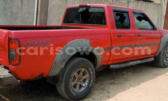 Sayi Na hannu Nissan Frontier Red Mota in Cotonou a Benin
