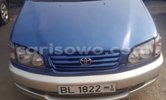 Acheter Occasion Voiture Toyota Picnic Bleu à Cotonou, Benin
