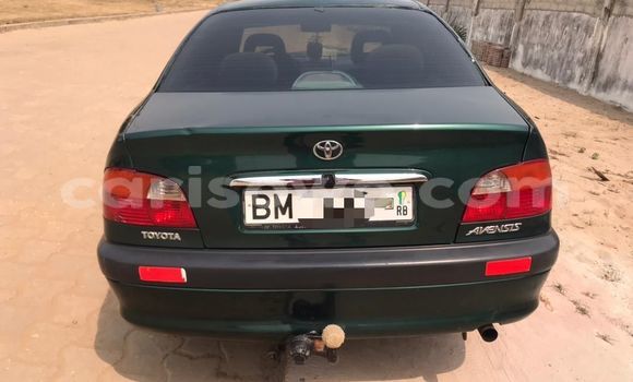 Sayi Na hannu Toyota Avensis Green Mota in Cotonou a Benin