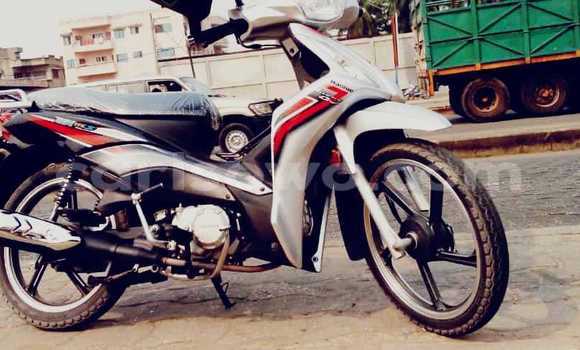 Acheter Occasion Moto Haojue Escorte Gris à Cotonou, Benin Acheter Occasion Moto Haojue Escorte Gris à Cotonou, Benin