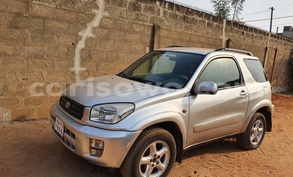 Acheter Occasion Voiture Toyota RAV4 Gris à Cotonou, Benin Acheter Occasion Voiture Toyota RAV4 Gris à Cotonou, Benin