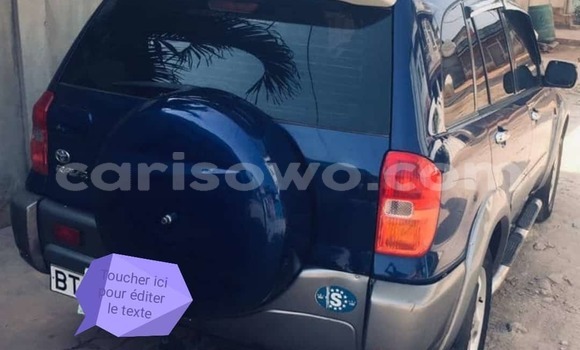 Acheter Occasion Voiture Toyota RAV4 Bleu à Abomey Calavi, Benin