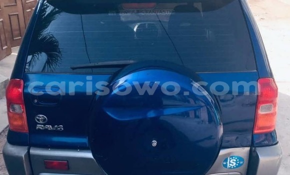 Buy Used Toyota RAV4 Blue Car in Abomey Calavi in Benign Buy Used Toyota RAV4 Blue Car in Abomey Calavi in Benign