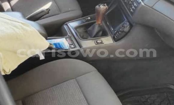 Acheter Occasion Voiture BMW E9 Bleu à Abomey Calavi, Benin Acheter Occasion Voiture BMW E9 Bleu à Abomey Calavi, Benin