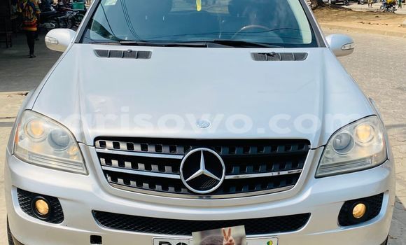 Ra Àlòkù Mercedes-Benz ML–Class Silver Ọkọ̀ in Cotonou ni Benin Ra Àlòkù Mercedes-Benz ML–Class Silver Ọkọ̀ in Cotonou ni Benin
