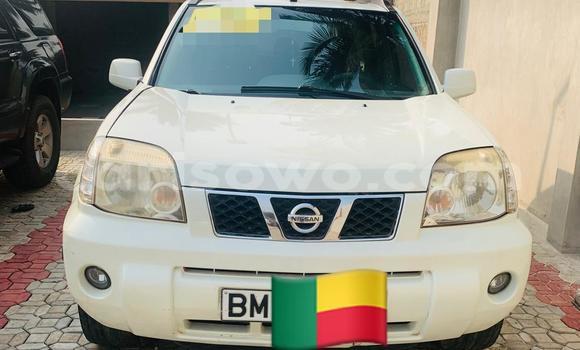 Sayi Na hannu Nissan X–Trail White Mota in Abomey Calavi a Benin