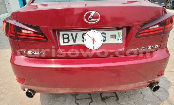 Sayi Na hannu Lexus IS 300 Red Mota in Cotonou a Benin Sayi Na hannu Lexus IS 300 Red Mota in Cotonou a Benin