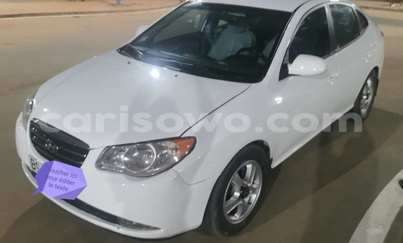 Ra Àlòkù Hyundai Elantra funfun Ọkọ̀ in Abomey Calavi ni Benin Ra Àlòkù Hyundai Elantra funfun Ọkọ̀ in Abomey Calavi ni Benin