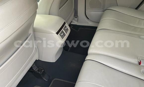 Ra Àlòkù Toyota Venza funfun Ọkọ̀ in Cotonou ni Benin Ra Àlòkù Toyota Venza funfun Ọkọ̀ in Cotonou ni Benin