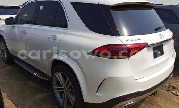 Acheter Neuf Voiture Mercedes-Benz AMG GLE Blanc à Cotonou, Benin Acheter Neuf Voiture Mercedes-Benz AMG GLE Blanc à Cotonou, Benin