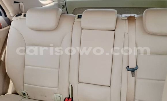 Sayi Imported Mercedes-Benz ML–Class White Mota in Cotonou a Benin Sayi Imported Mercedes-Benz ML–Class White Mota in Cotonou a Benin