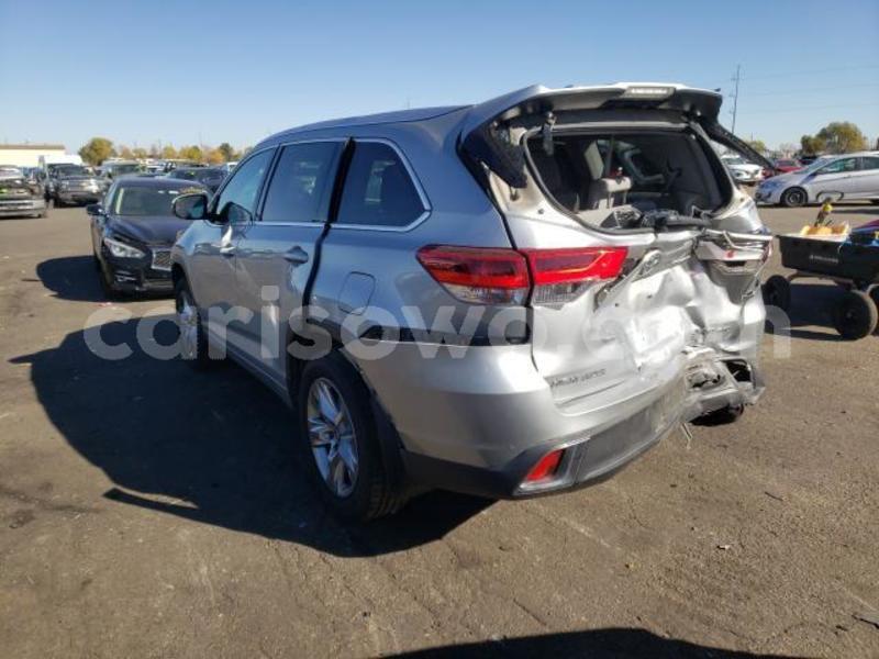 Big with watermark toyota highlander benin import dubai 12801