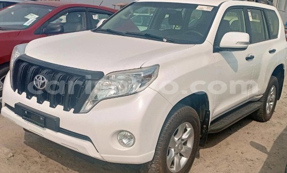 Sayi Imported Toyota Prado White Mota in Cotonou a Benin Sayi Imported Toyota Prado White Mota in Cotonou a Benin