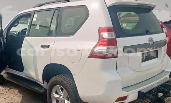 Sayi Imported Toyota Prado White Mota in Cotonou a Benin Sayi Imported Toyota Prado White Mota in Cotonou a Benin