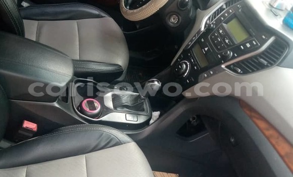 Buy Used Hyundai Santa Fe White Car in Cotonou in Benign Buy Used Hyundai Santa Fe White Car in Cotonou in Benign